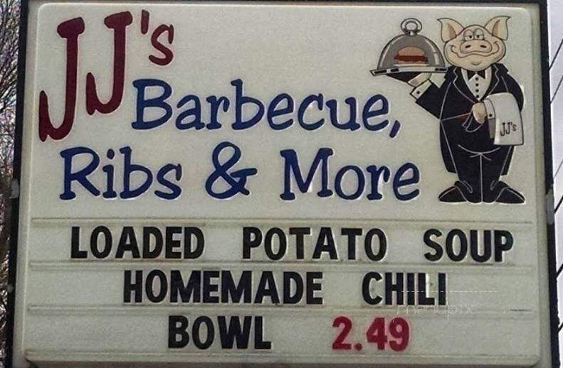 J J's Barbecue - Columbia, TN